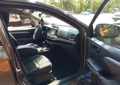 2019 Toyota Highlander Le из США, поврежденный, VIN 5TDBZRFH4KS992336